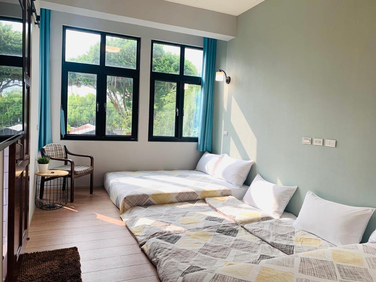 Oyaji Guesthouse-依人數床位數計價開放房型 Тайнан Екстериор снимка