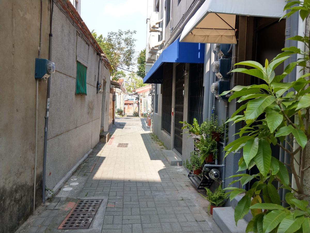 Oyaji Guesthouse-依人數床位數計價開放房型 Тайнан Екстериор снимка